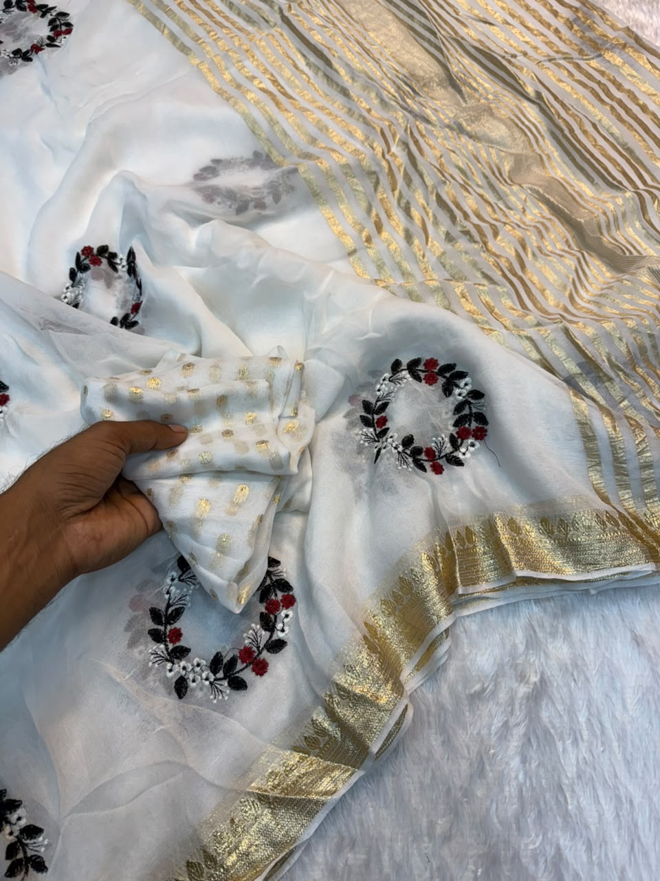 Redolent Party Wear Pure Viscose Silk Embroidery Work n Rich Pallu Fancy Saree With Blissful Blouse Piece