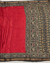 Load image into Gallery viewer, New Party Wear Dola Silk Print Design Saree With Blouse Piece
