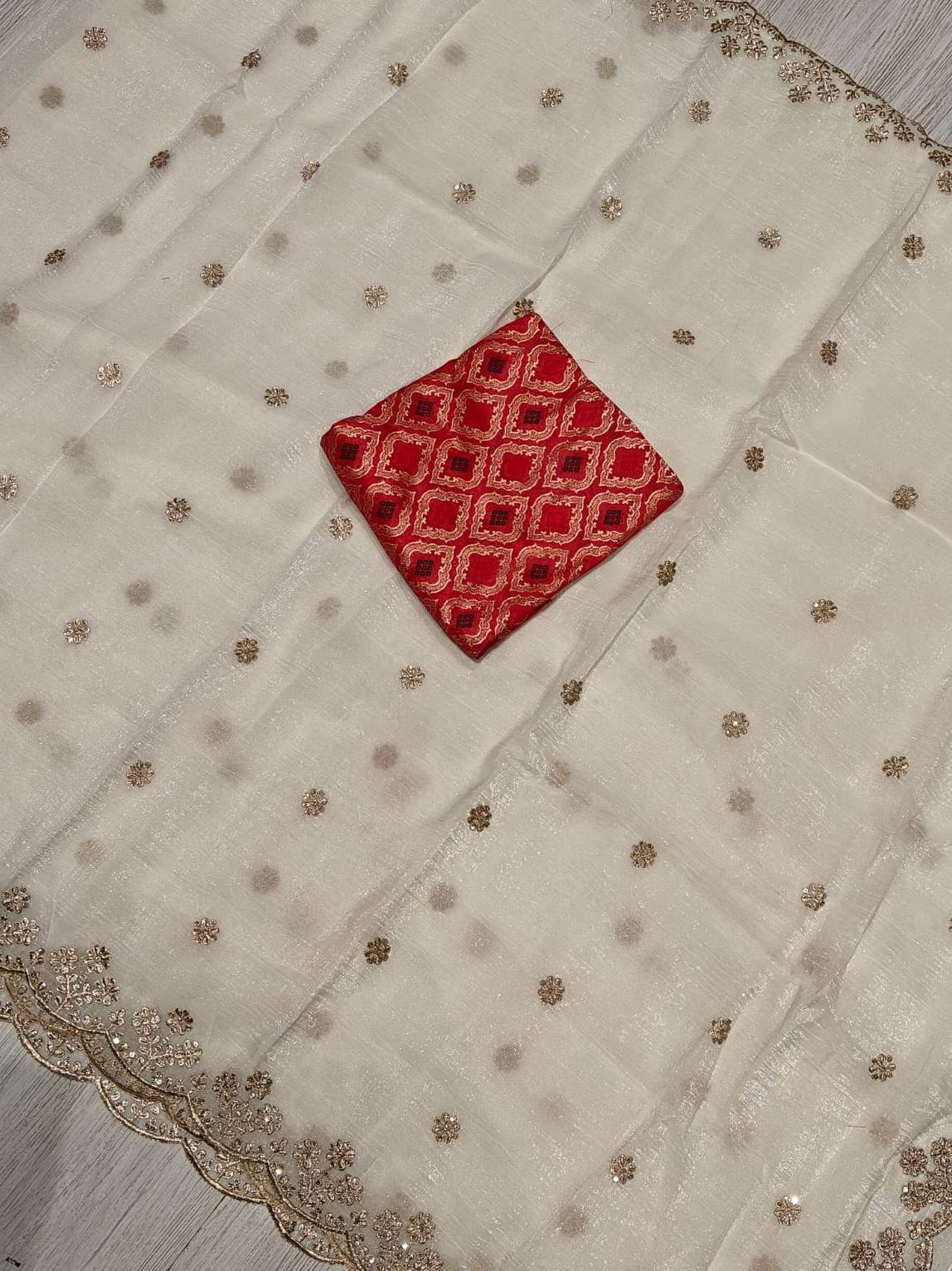 Divine Festive Wear Silk Embroidery Work Designer Saree With Blouse Piece