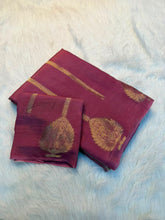 Load image into Gallery viewer, Adorning Wedding Wear Pure Viscose Dola Silk Jacquard Zari Weaving Work Fancy Designer Saree For Ocassion
