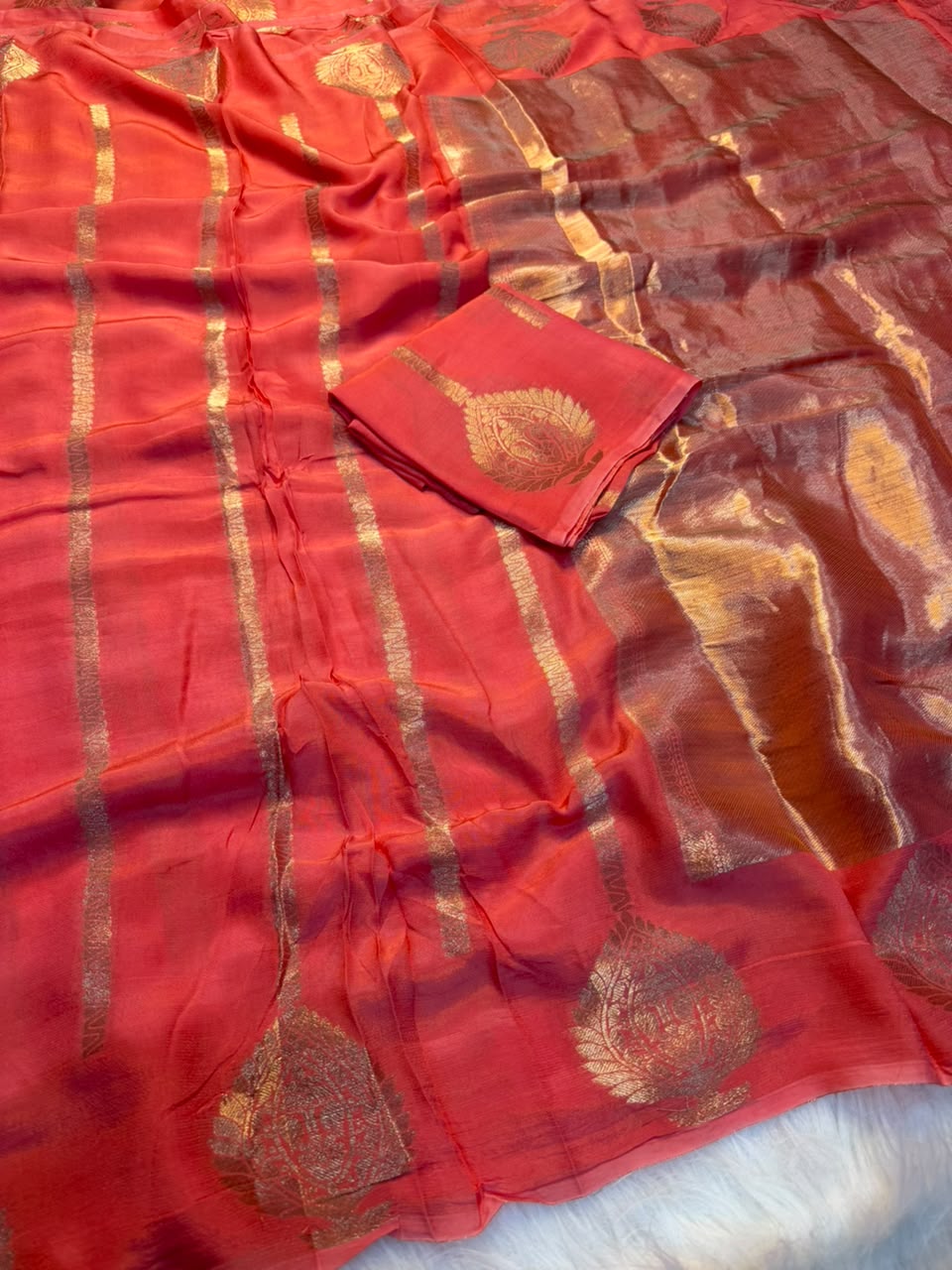 Adorning Wedding Wear Pure Viscose Dola Silk Jacquard Zari Weaving Work Fancy Designer Saree For Ocassion
