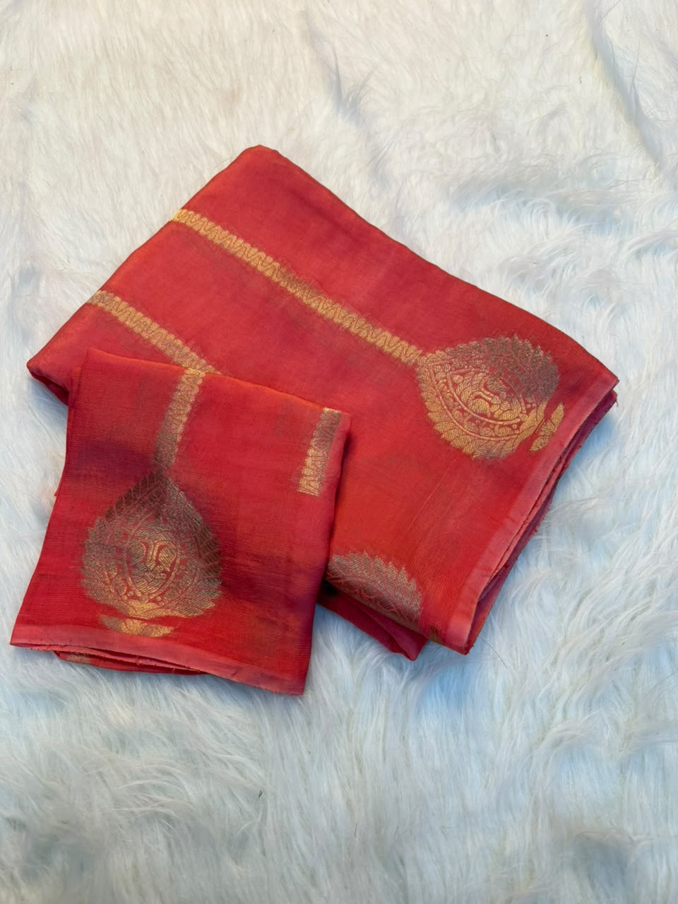 Adorning Wedding Wear Pure Viscose Dola Silk Jacquard Zari Weaving Work Fancy Designer Saree For Ocassion