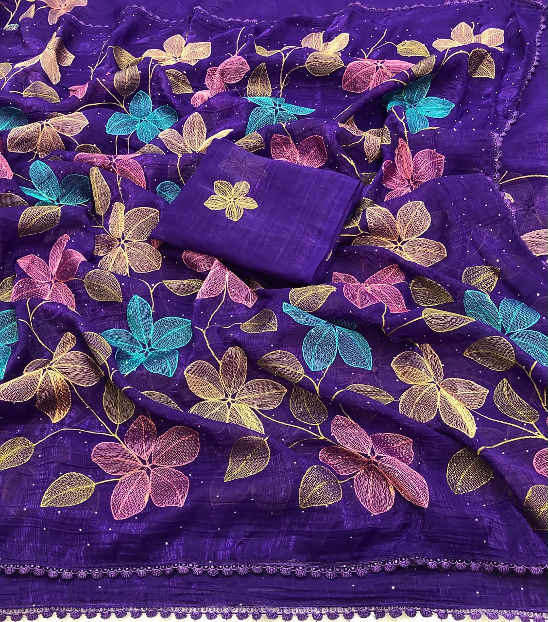 Confounding Festive Wear Crunchy Crush Embroidery Thread Work Lace Border Siroski Designer Saree With Blouse Piece