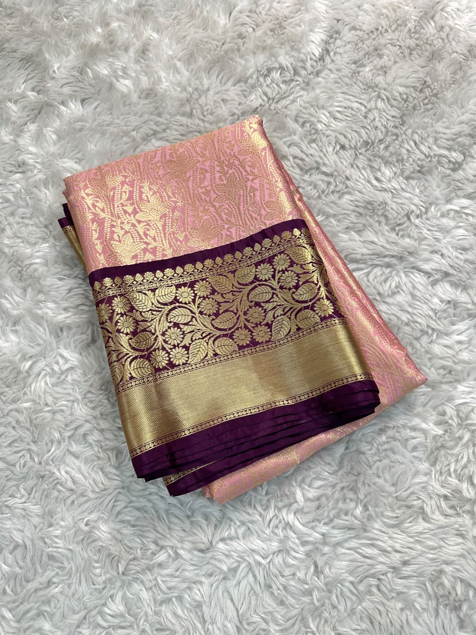 Gratifying Wedding Wear Banarasi Tissue Silk Jacquard Border n Handwork Designer Saree With Blouse Piece
