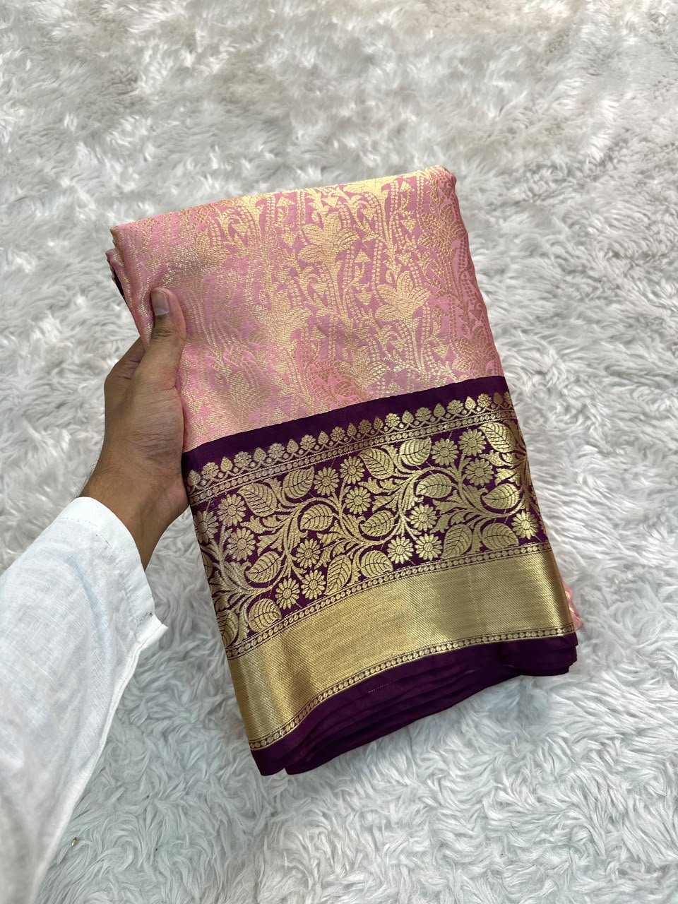 Gratifying Wedding Wear Banarasi Tissue Silk Jacquard Border n Handwork Designer Saree With Blouse Piece