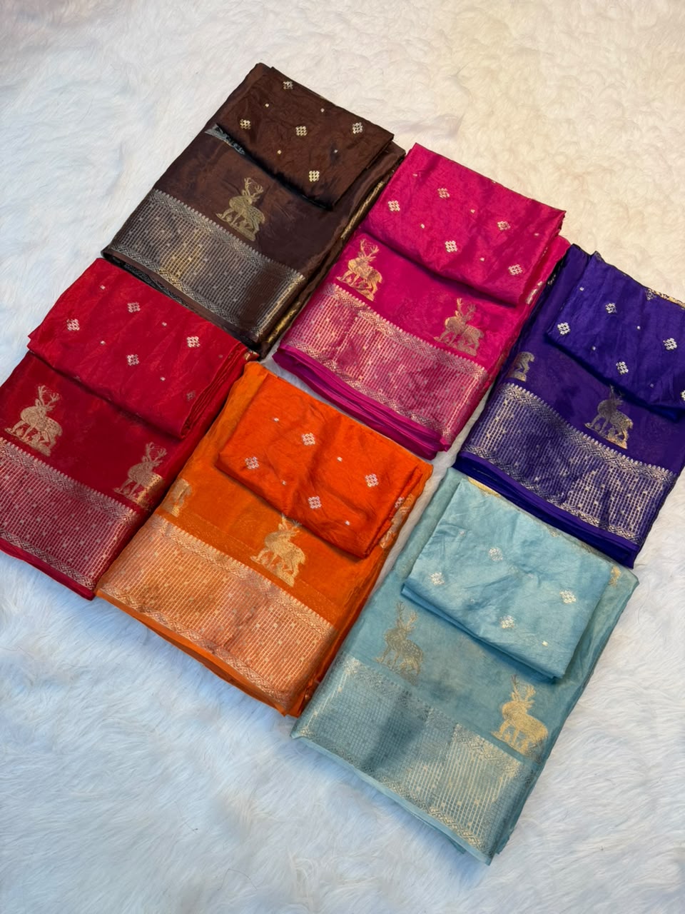 Traditional Function Wear Soft Viscose Crape Silk Jacquard Border Rich Pallu Fancy Saree With Blouse Piece