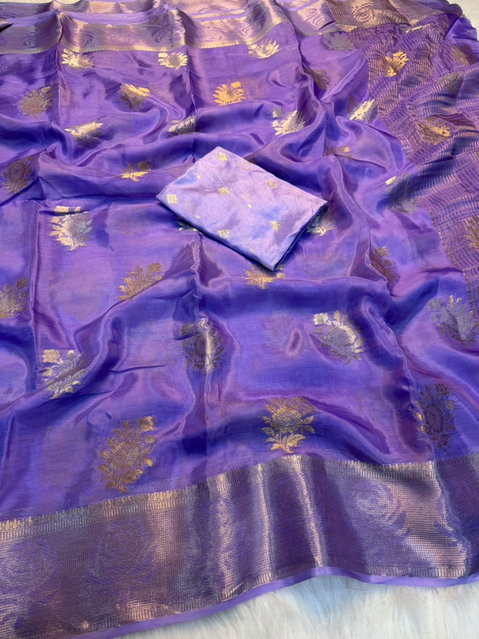 Effervescent Party Wear Soft Viscose Crape Silk Jacquard Work Rich Pallu Fancy Saree With Blouse Piece