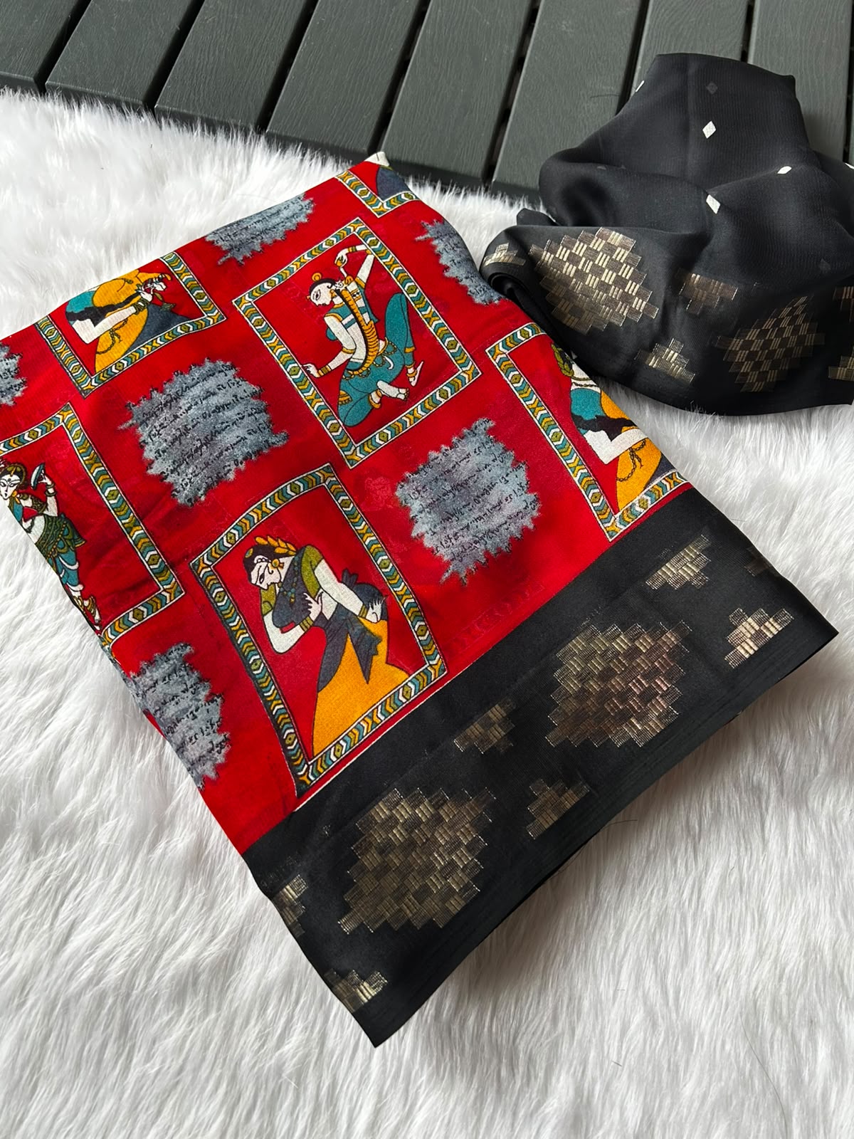 Desiring Function Wear Viscose Silk Kalamkari Print Zari Weaving Border Saree With Blissfull Blouse Piece