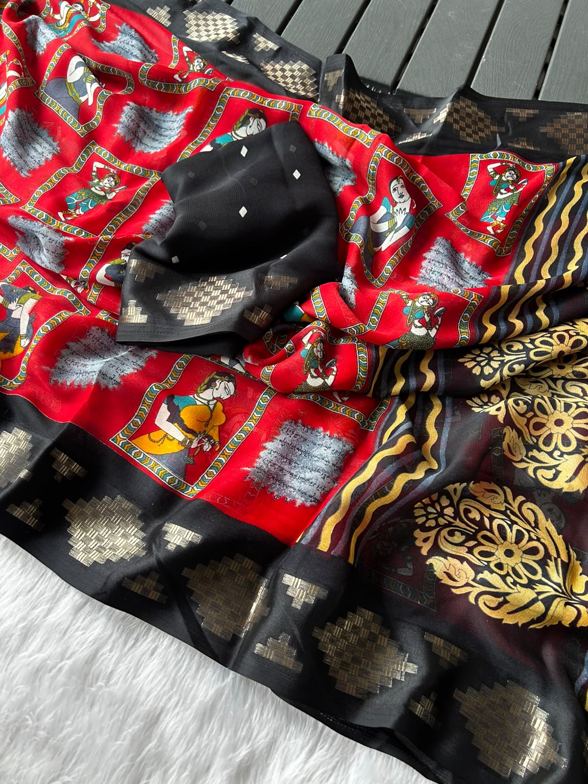 Desiring Function Wear Viscose Silk Kalamkari Print Zari Weaving Border Saree With Blissfull Blouse Piece