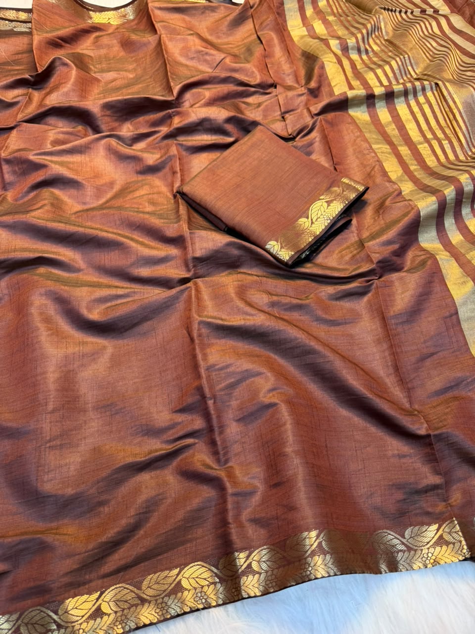 Marvellous Party Wear Soft Tussar Silk Jacquard Weaving Work Rich Pallu Fancy Saree With Blouse Piece