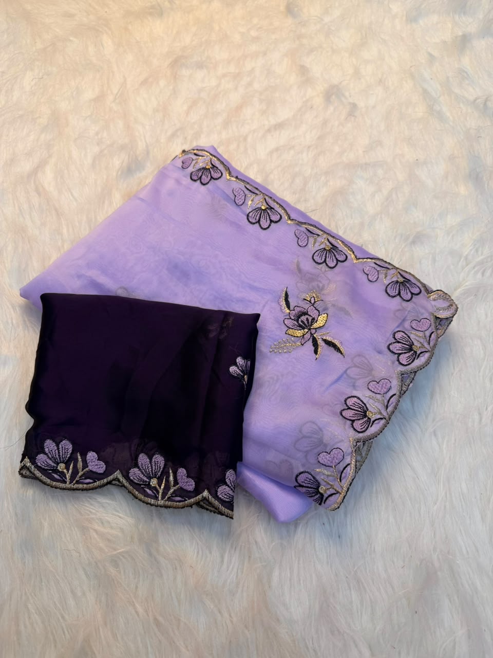 Whimsical Function Wear Soft Rangoli Silk Embriodery n Thread Work Fancy Saree With Blissfull Blouse Piece