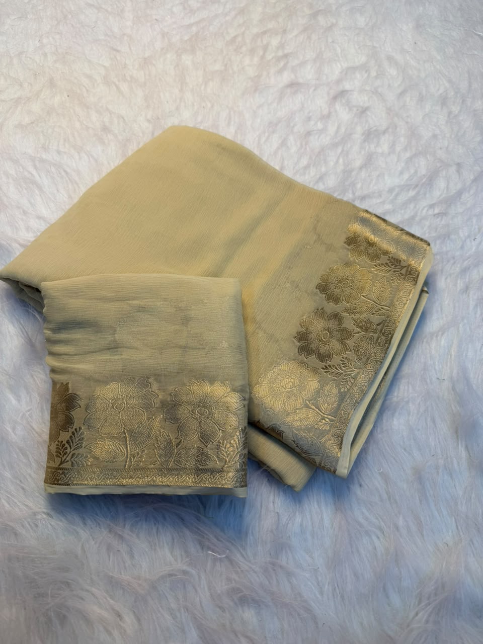 Contemporary Party Wear Viscose Silk Jacquard Border n Rich Pallu Fancy Saree With Blouse Piece