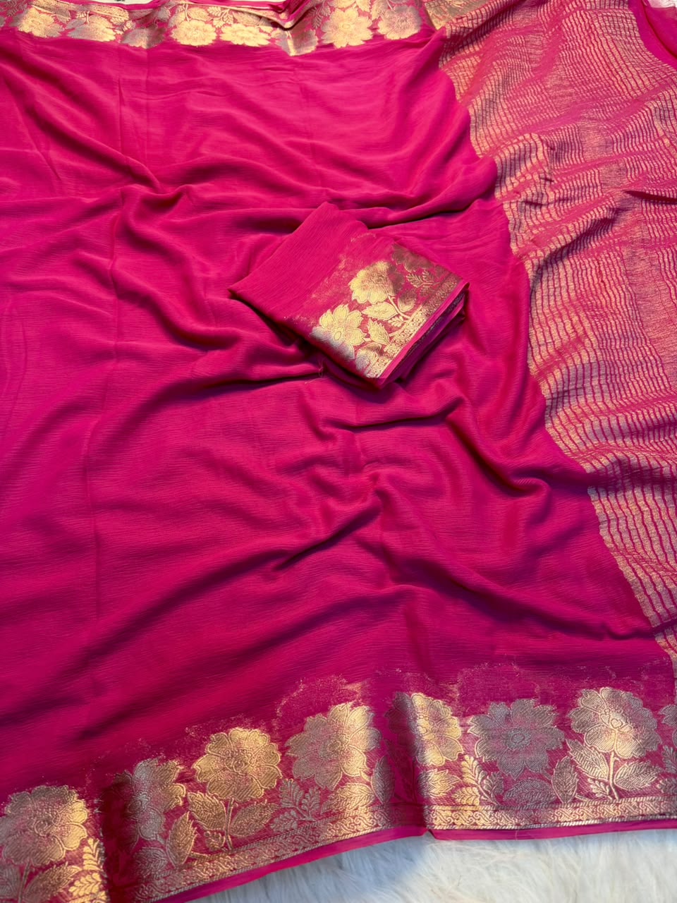 Contemporary Party Wear Viscose Silk Jacquard Border n Rich Pallu Fancy Saree With Blouse Piece