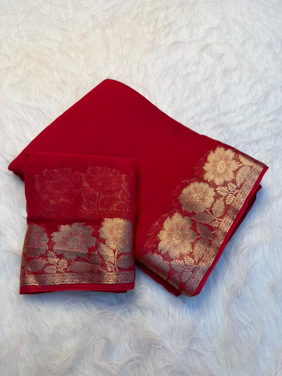 Contemporary Party Wear Viscose Silk Jacquard Border n Rich Pallu Fancy Saree With Blouse Piece