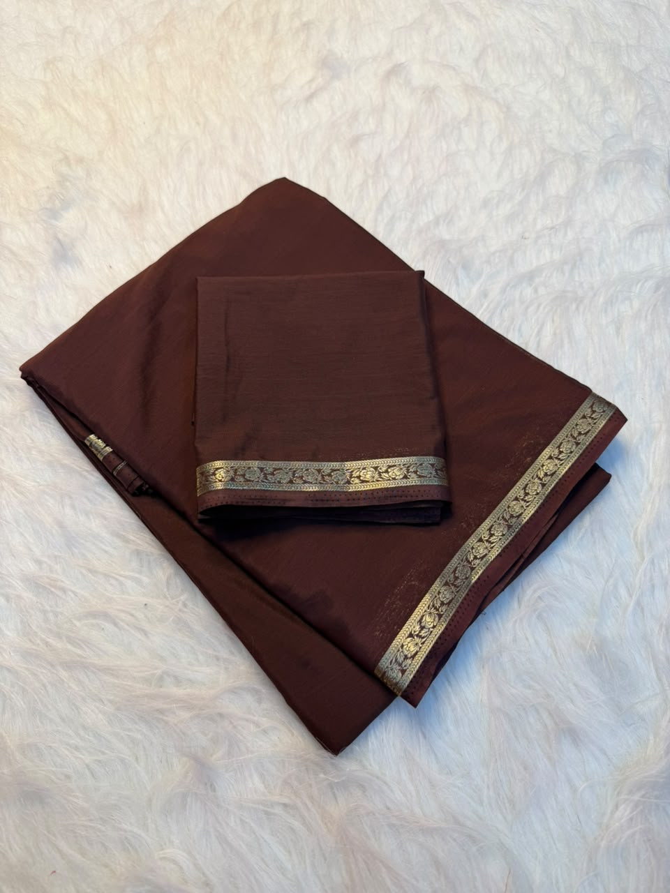 Adorning Function Wear Viscose Silk Jacquard Border n Rich Pallu Fancy Saree With Blouse Piece