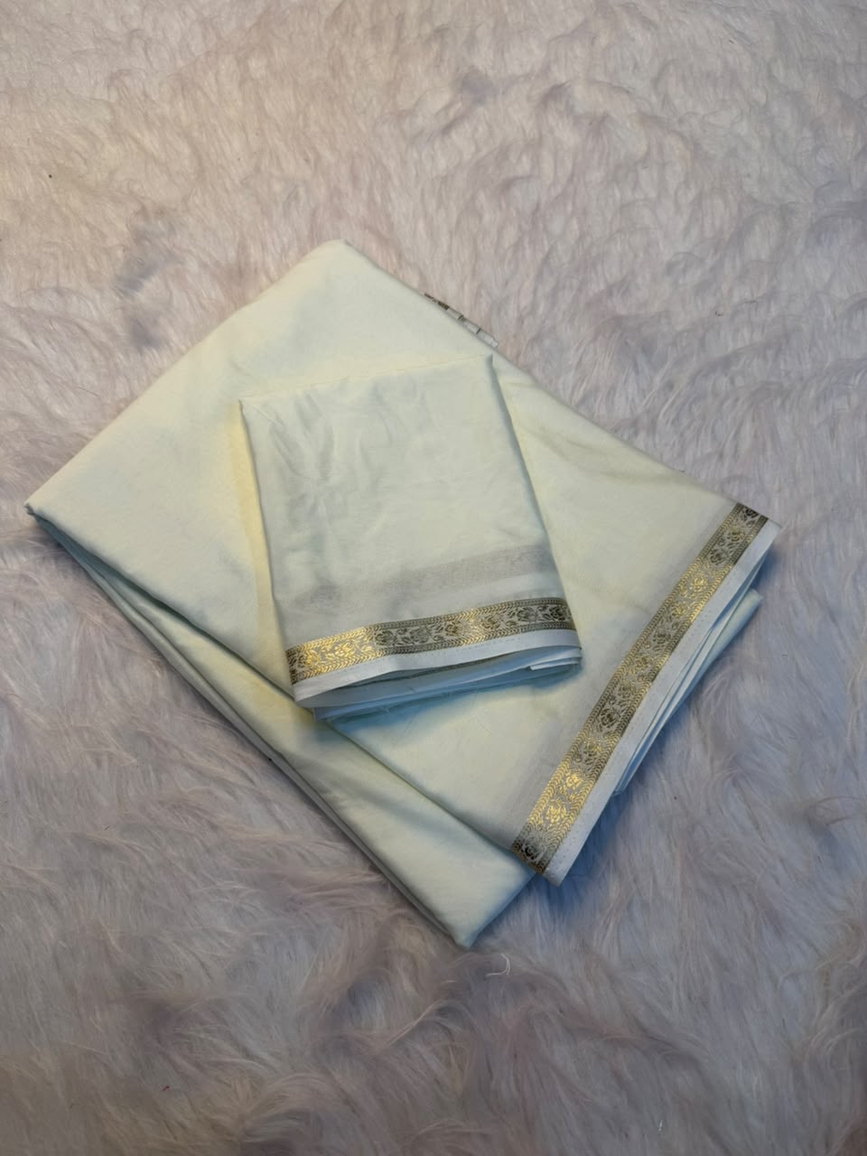 Adorning Function Wear Viscose Silk Jacquard Border n Rich Pallu Fancy Saree With Blouse Piece