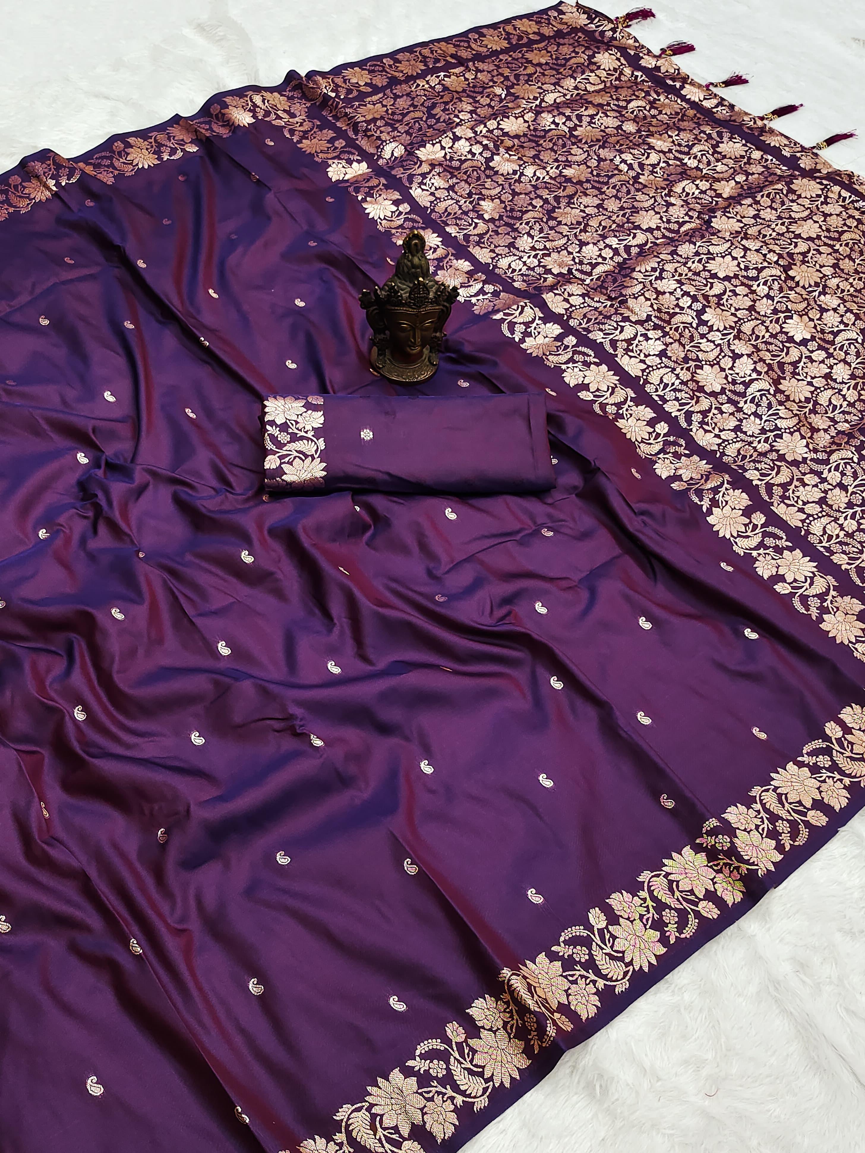 Incredible Wedding Wear Pure Banarasi Silk Zari Weaving Border n Rich Pallu Designer Saree With Blouse Piece