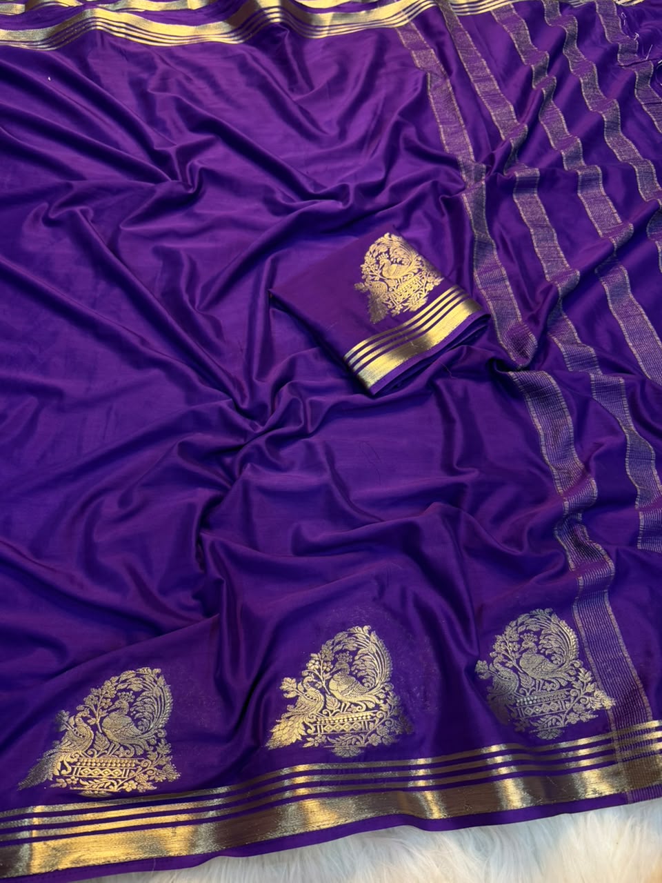 Contemporary Festive Wear Viscose Crape Georgette Zari Border Fancy Saree With Blouse Piece