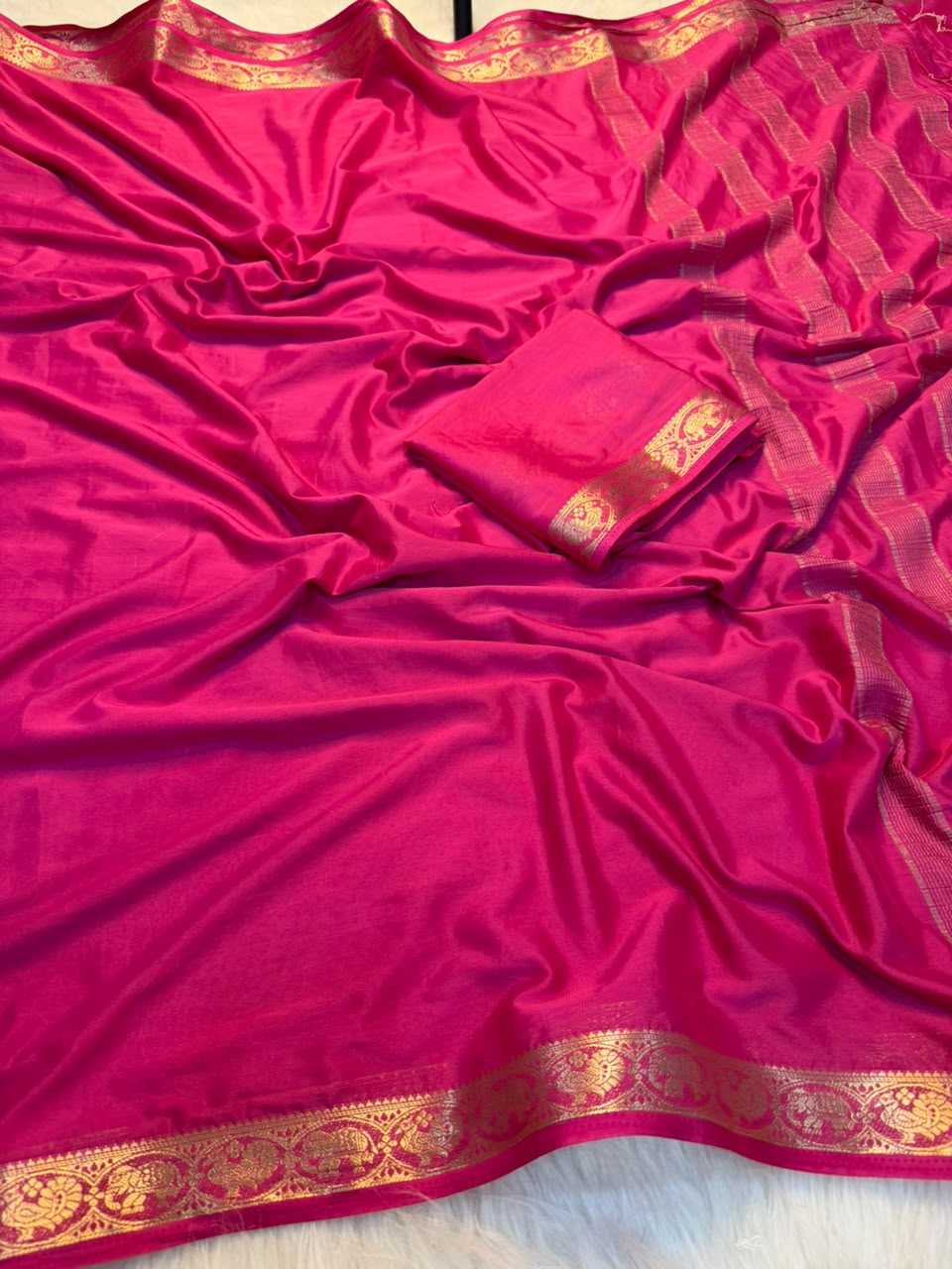 Traditional Function Wear Viscose Georgette Zari Border Rich Pallu Fancy Saree With Blouse Piece