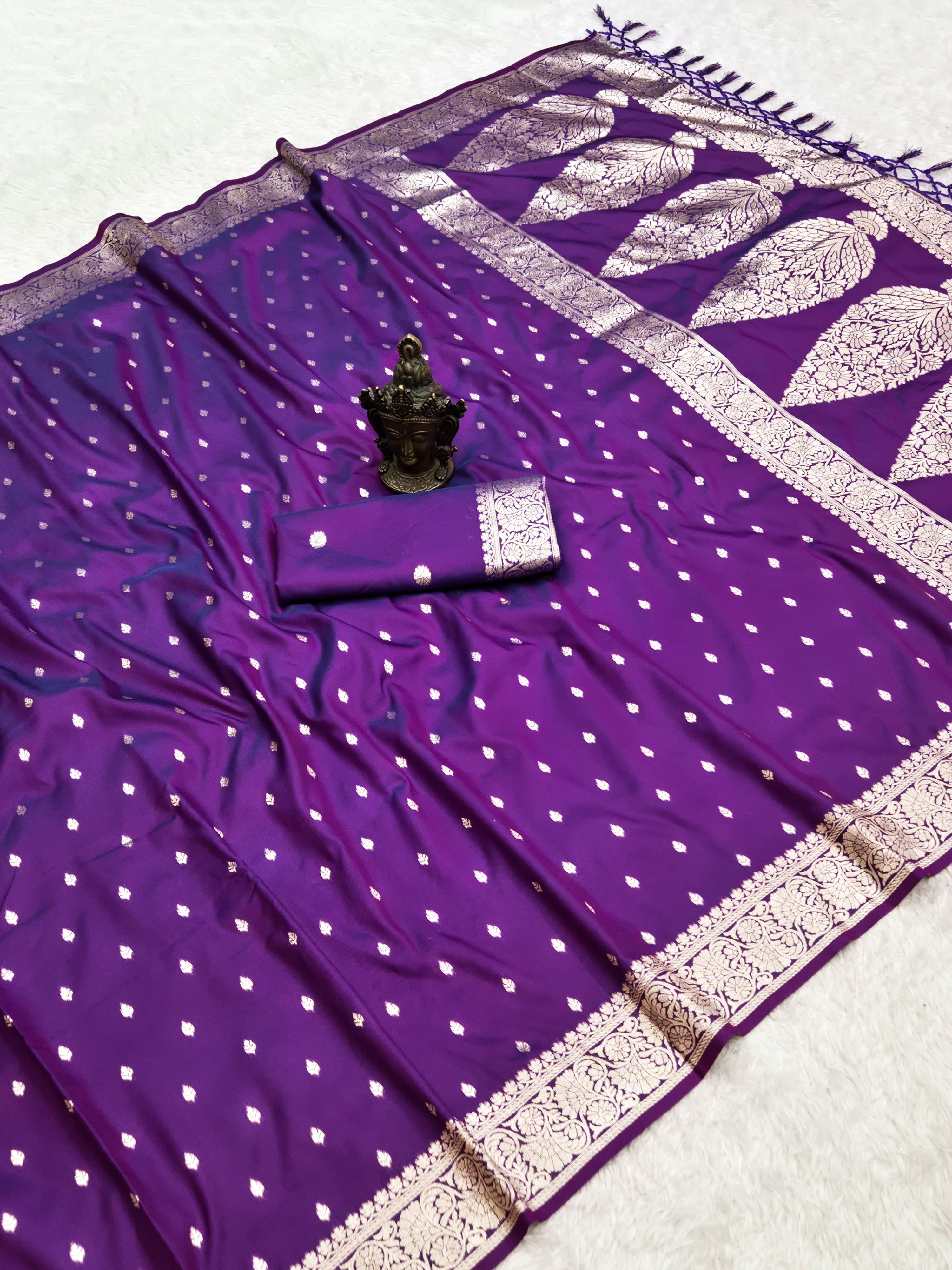 Adorable Function Wear Pure Banarasi Silk Zari Weaving Border n Rich Pallu Designer Saree With Blouse Piece