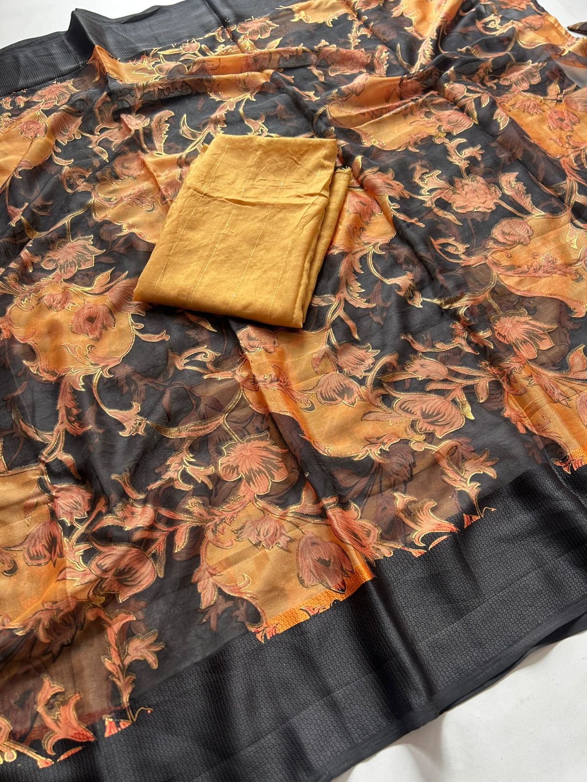 Heritage Function Wear Soft Chiffon Foil Print Design Fancy Saree With Blouse Piece