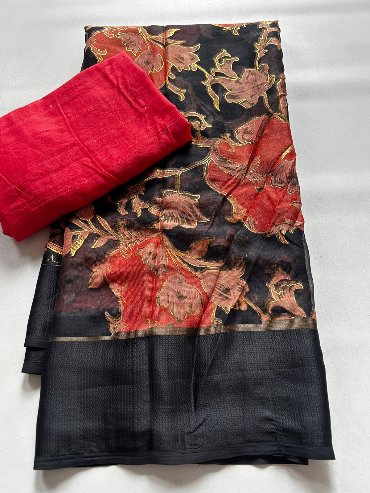 Heritage Function Wear Soft Chiffon Foil Print Design Fancy Saree With Blouse Piece