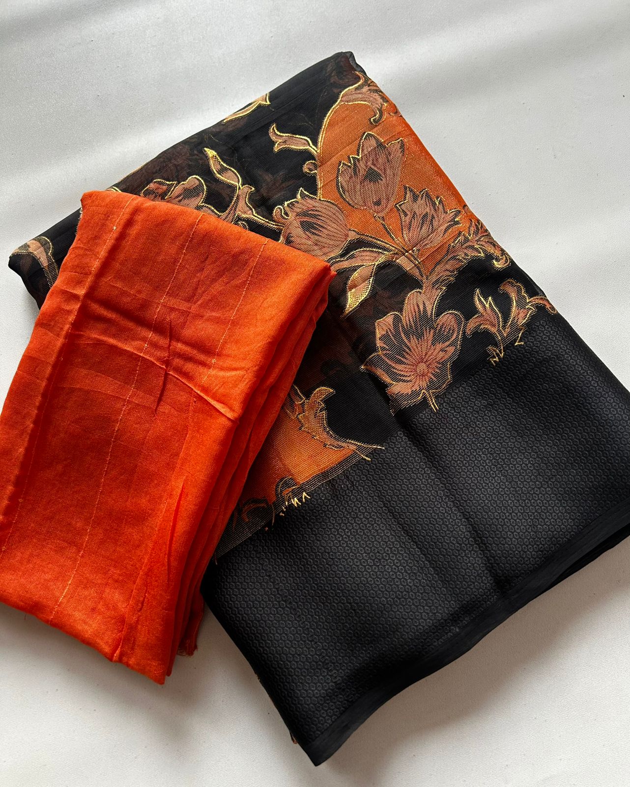 Heritage Function Wear Soft Chiffon Foil Print Design Fancy Saree With Blouse Piece