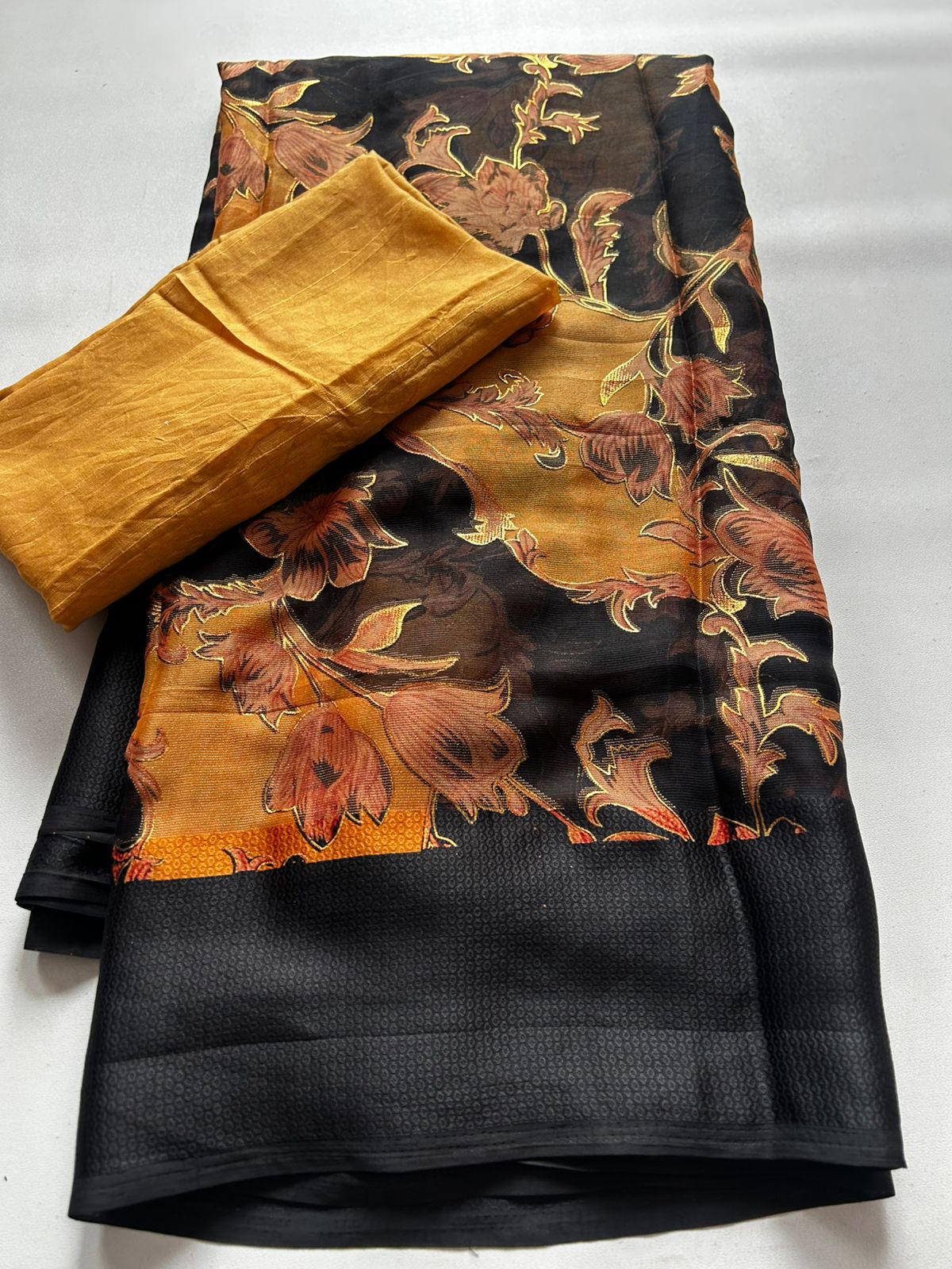 Heritage Function Wear Soft Chiffon Foil Print Design Fancy Saree With Blouse Piece