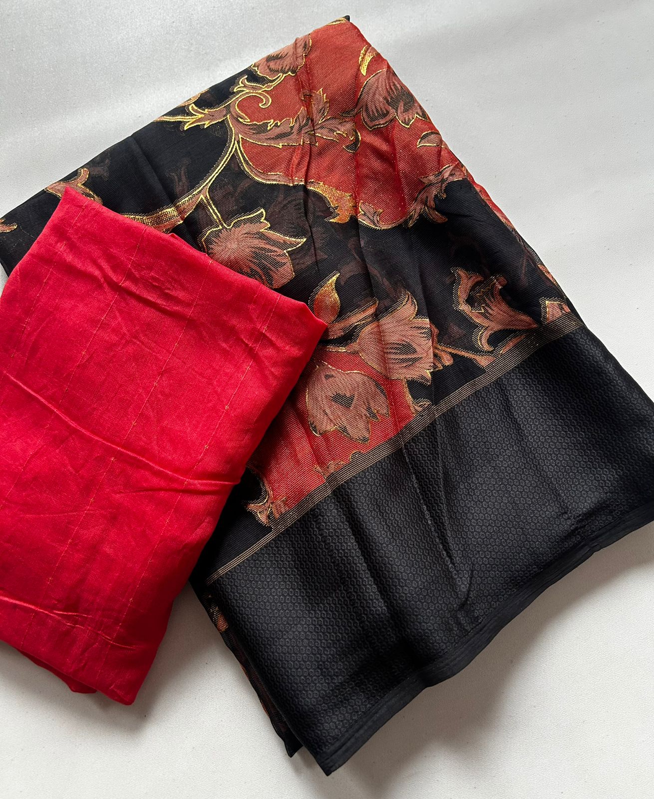 Heritage Function Wear Soft Chiffon Foil Print Design Fancy Saree With Blouse Piece