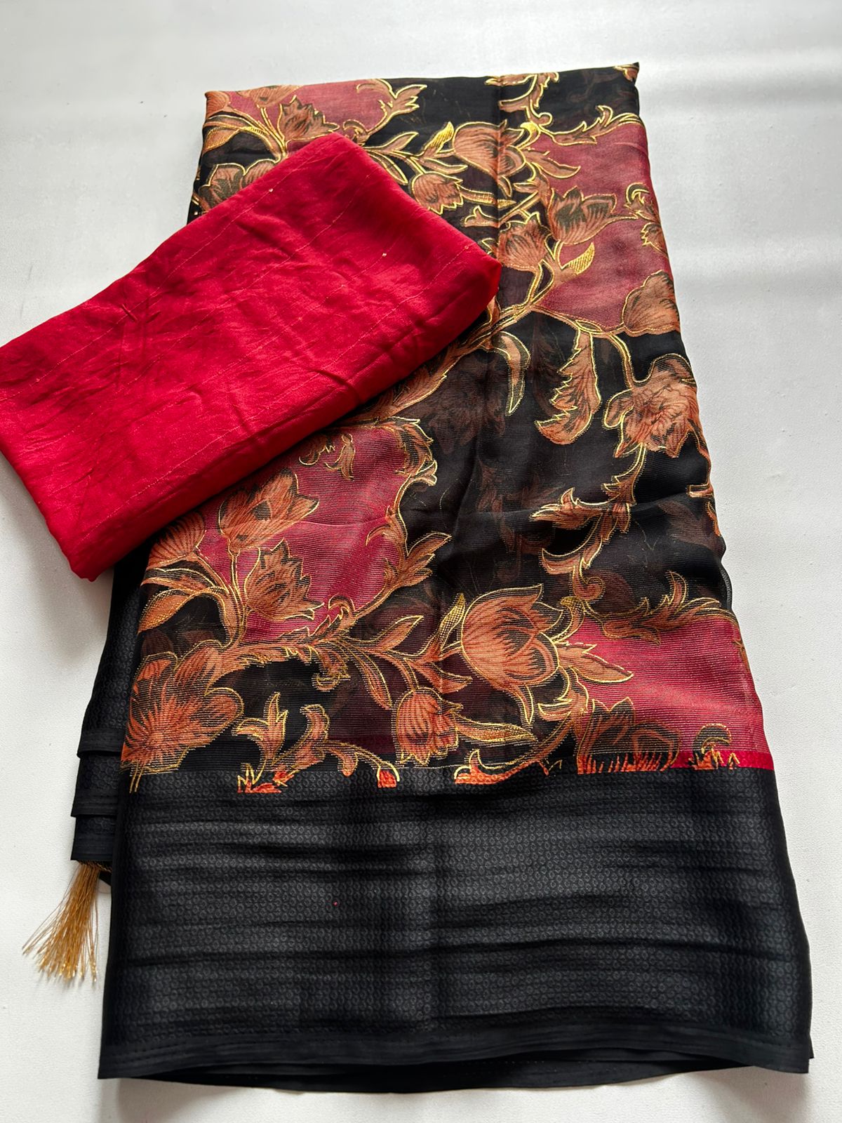 Heritage Function Wear Soft Chiffon Foil Print Design Fancy Saree With Blouse Piece