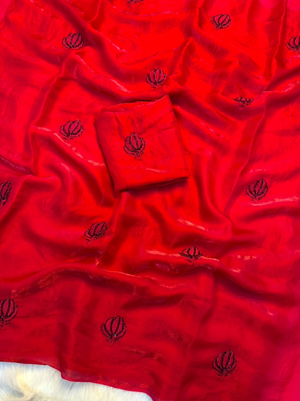 Desiring Party Wear Silk Embroidery n Thread Work Fancy Saree With Matching Blouse Piece