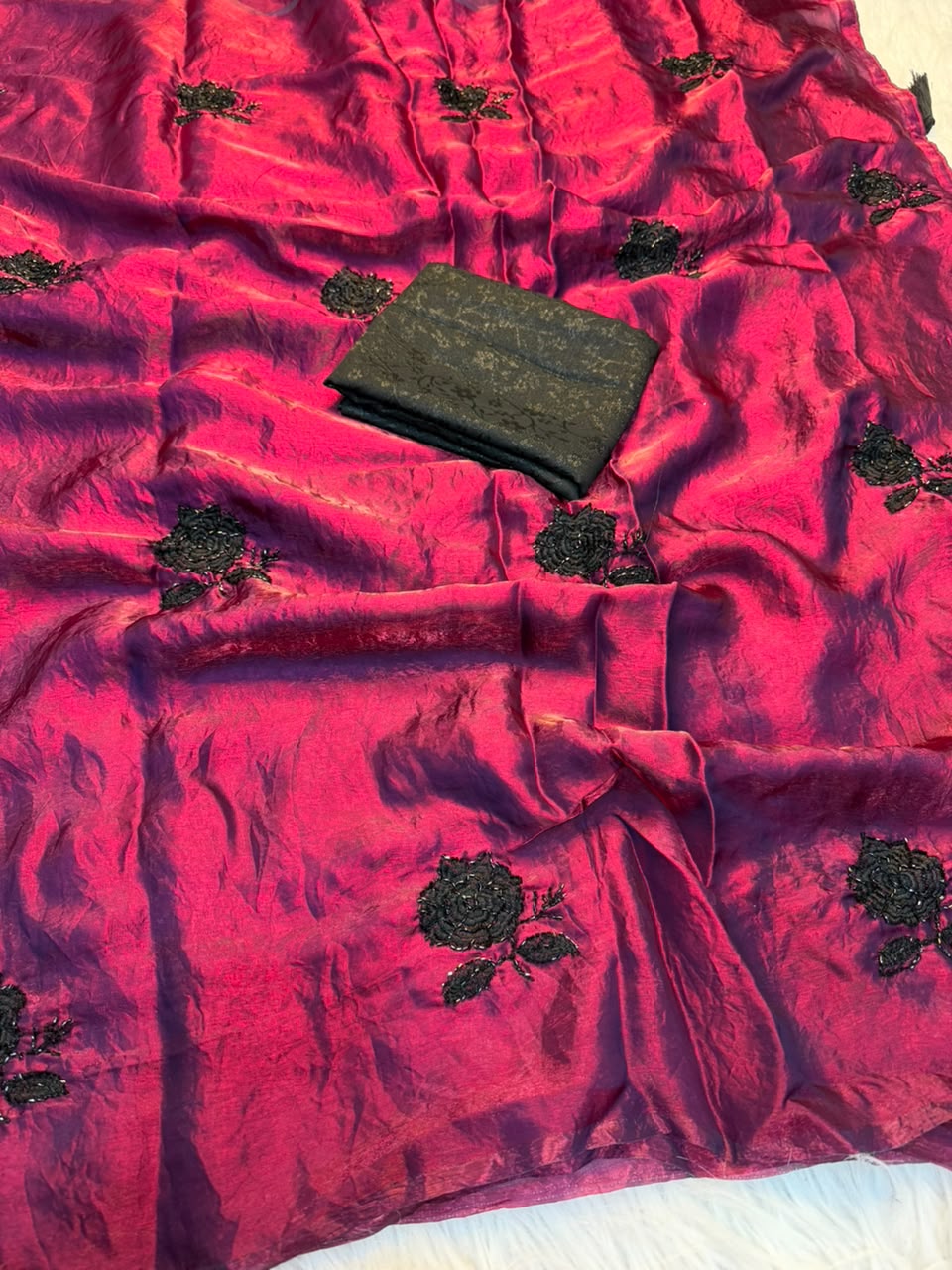 Heritage Party Wear Silk Embroidery n Thread Work Fancy Saree With Blissful Blouse Piece