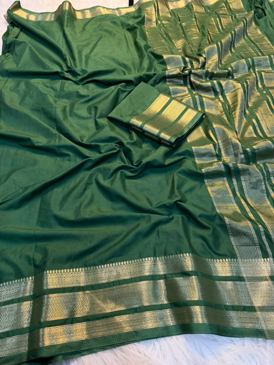 Effervescent Function Wear Viscose Georgette Jacquard Weaving Border Fancy Saree With Blouse Piece