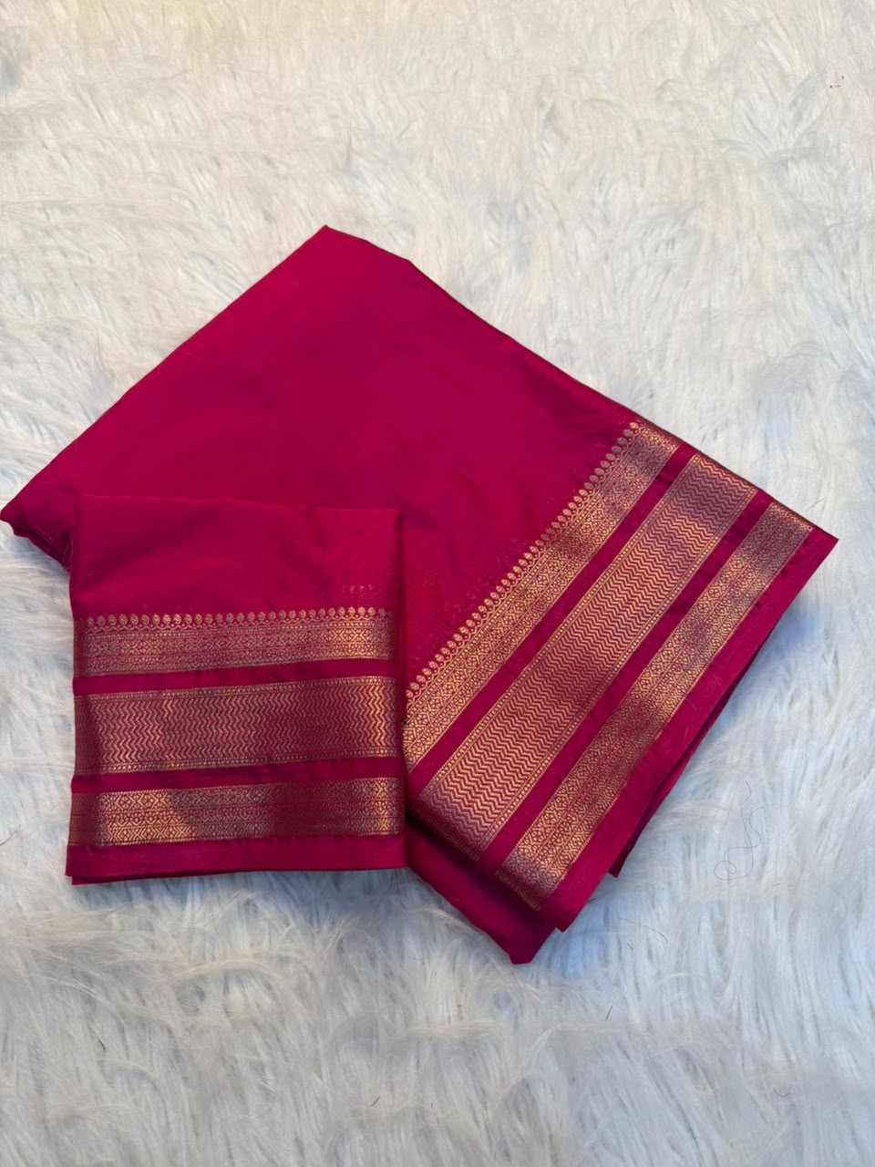 Effervescent Function Wear Viscose Georgette Jacquard Weaving Border Fancy Saree With Blouse Piece