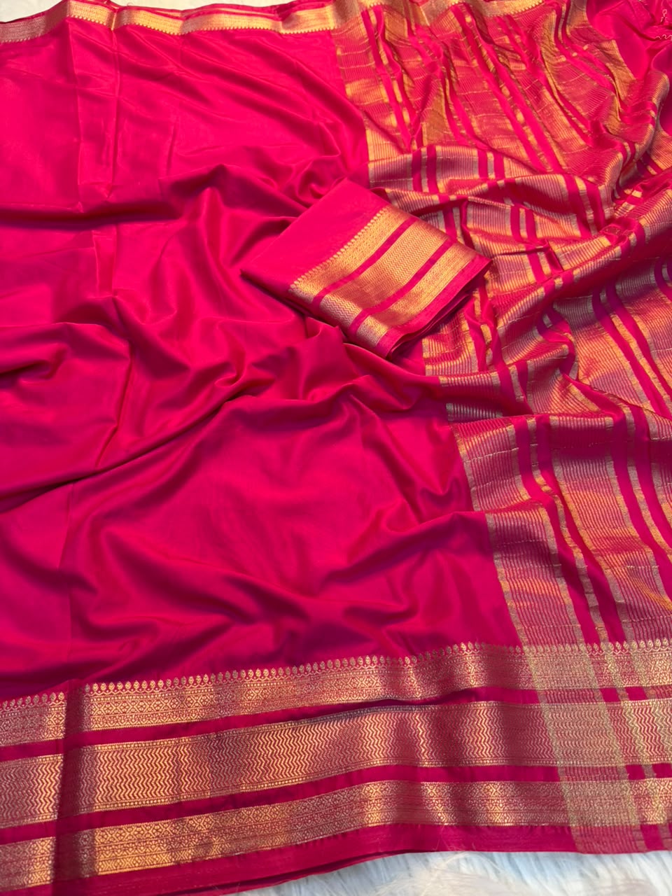 Effervescent Function Wear Viscose Georgette Jacquard Weaving Border Fancy Saree With Blouse Piece
