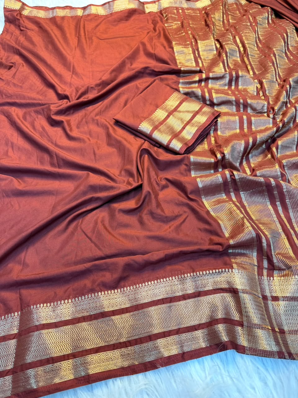 Effervescent Function Wear Viscose Georgette Jacquard Weaving Border Fancy Saree With Blouse Piece