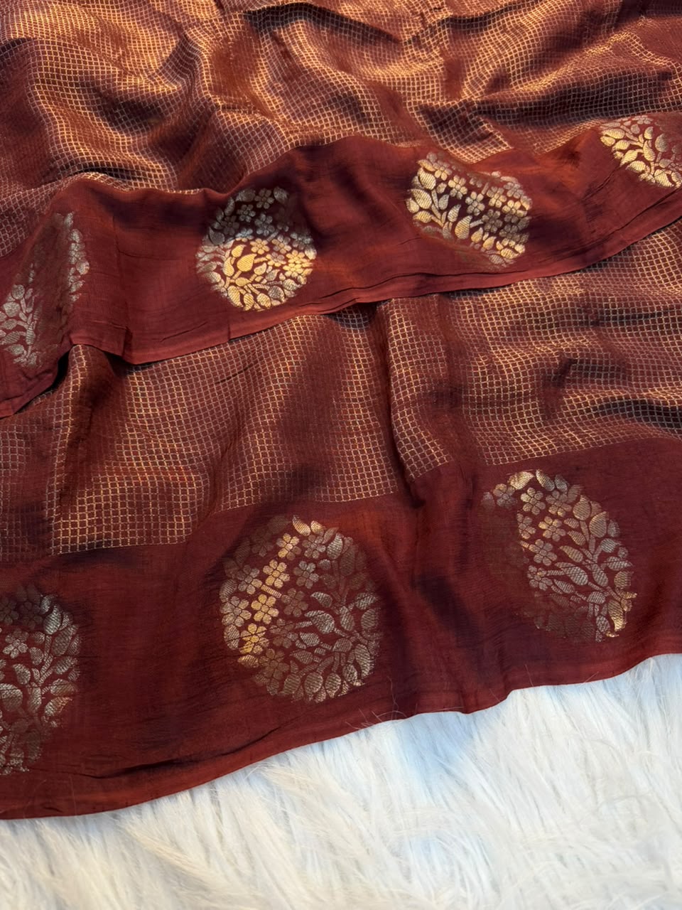 Elegant Party Wear Viscose Silk Jacquard Design n Satin Border Fancy Saree With Blouse Piece