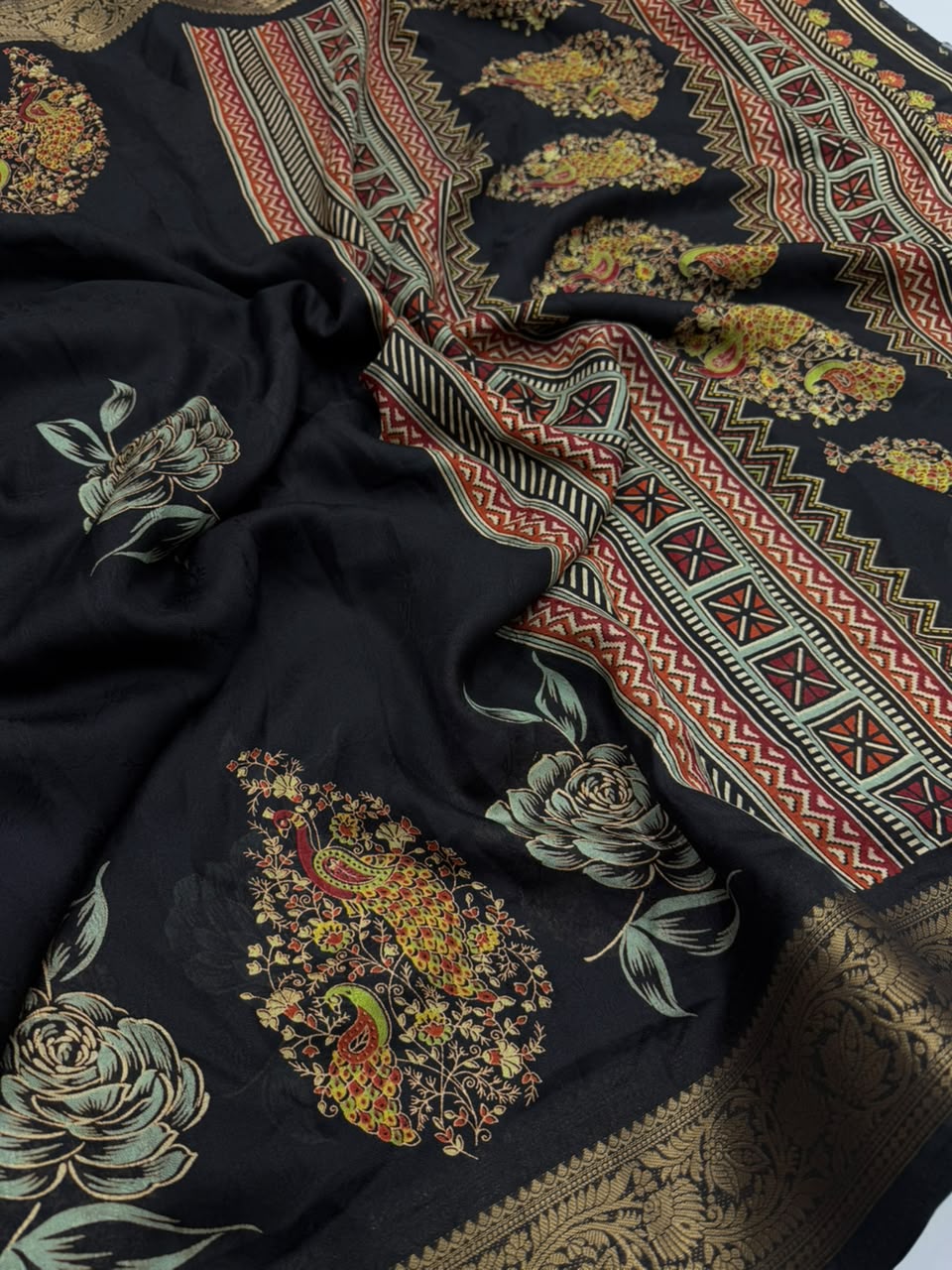 Divine Party Wear Silk Print Design Jacquard Border Rich Pallu Fancy Saree With Blouse Piece