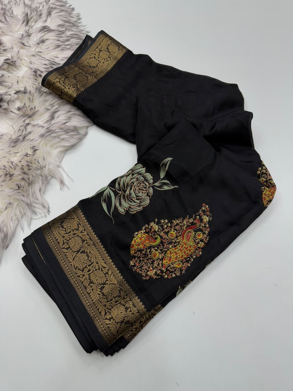 Divine Party Wear Silk Print Design Jacquard Border Rich Pallu Fancy Saree With Blouse Piece
