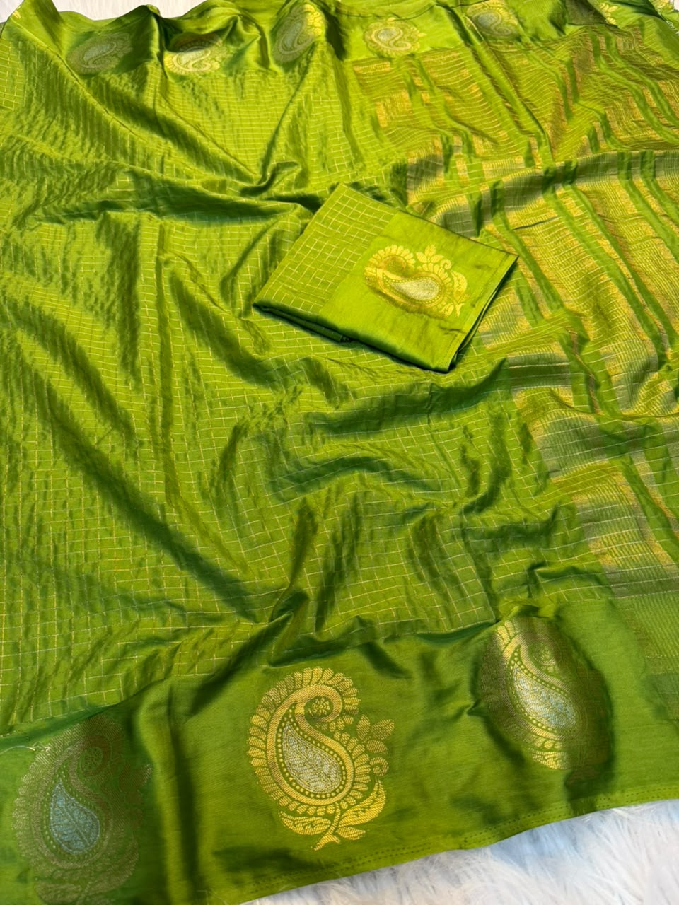 Marvellous Festive Wear Crape Silk Jacquard Border Rich Pallu Fancy Saree With Blouse Piece