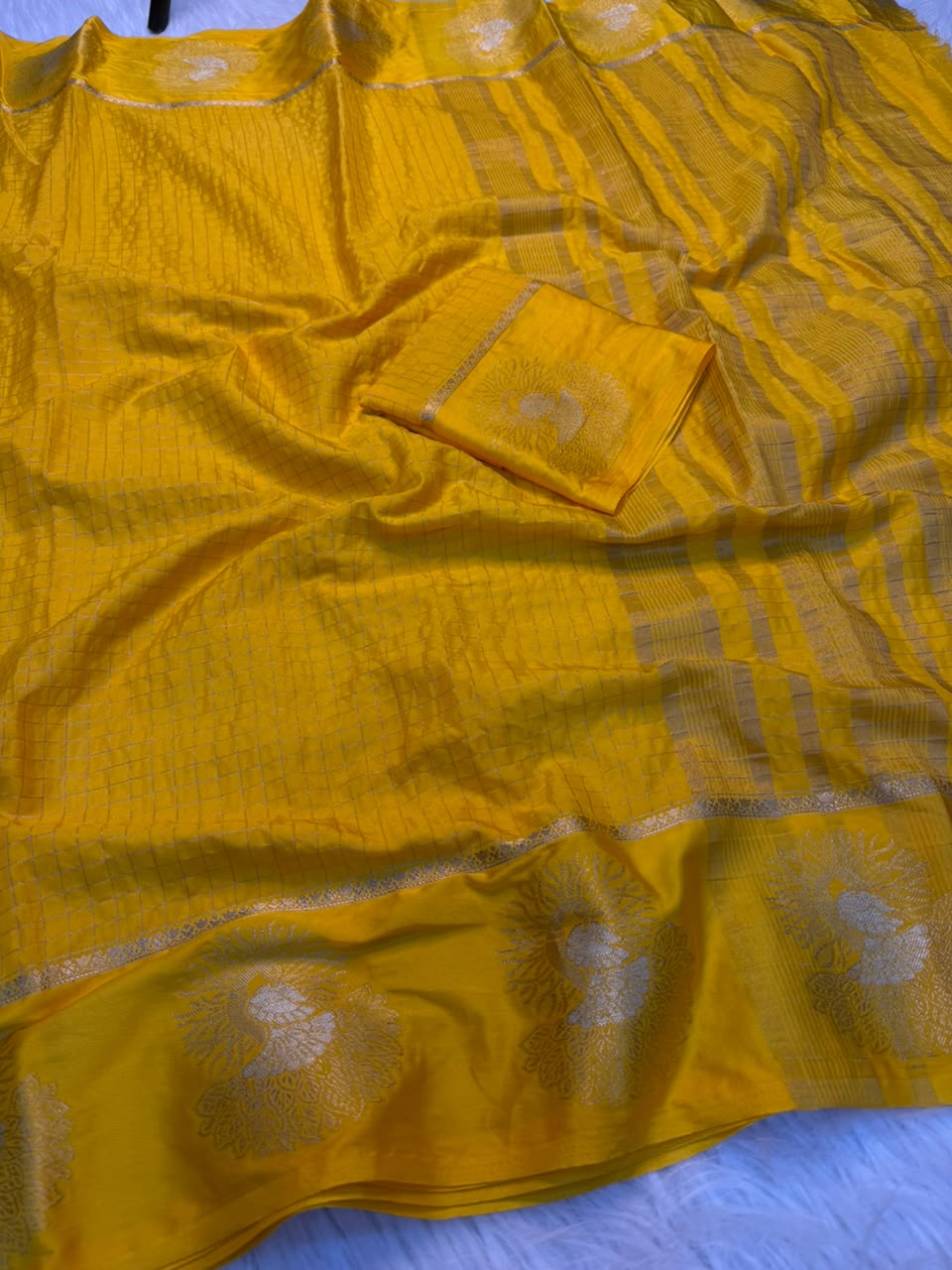 Whimsical Party Wear Crape Silk Jacquard Border Rich Pallu Fancy Saree With Blouse Piece