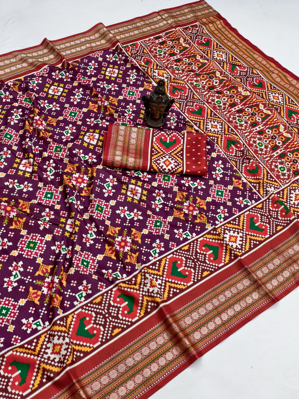 Contemporary Function Wear Soft Silk Print Design Jacquard Border Fancy Saree For Women