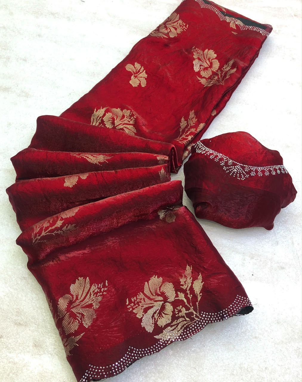 Regal Wedding Wear Silk Foil Print n Siroski Work Design Saree With Blouse Piece