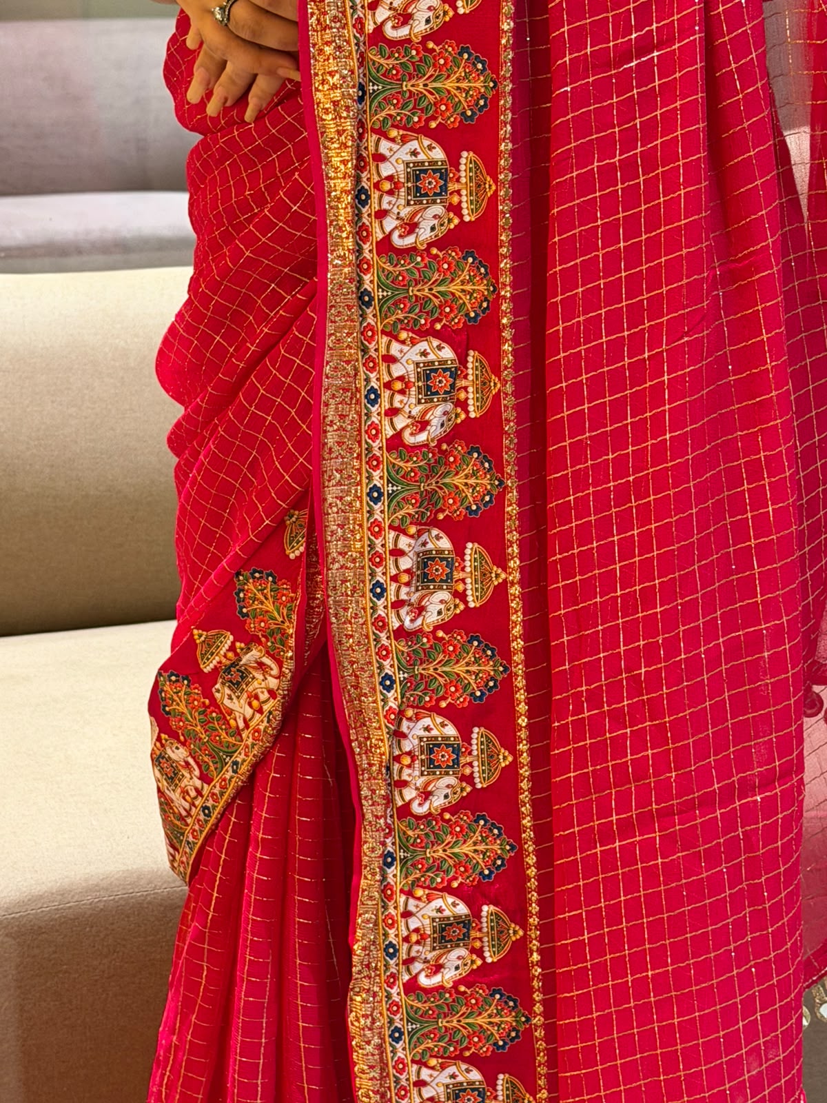 Quintessential Party Wear Viscose Georgette Heavy Border n Zari Work Designer Saree With Blissful Blouse Piece