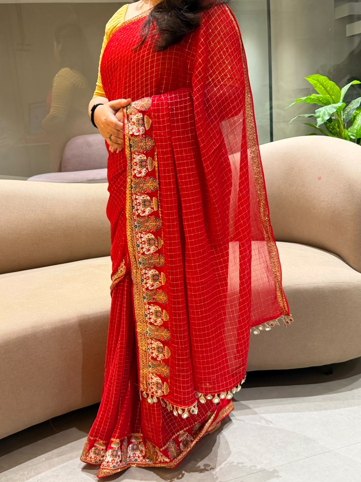 Quintessential Party Wear Viscose Georgette Heavy Border n Zari Work Designer Saree With Blissful Blouse Piece