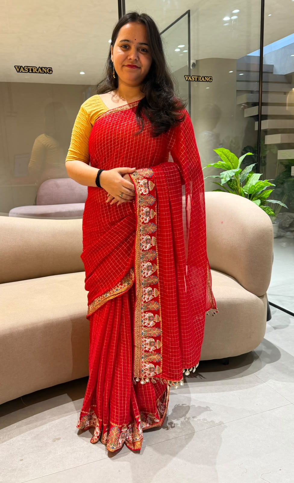 Quintessential Party Wear Viscose Georgette Heavy Border n Zari Work Designer Saree With Blissful Blouse Piece