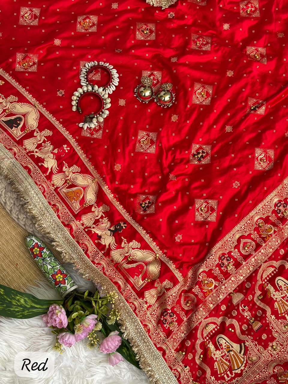 Regal Wedding Wear Banarasi Silk Heavy Border Fancy Saree With Elegant Blouse Piece