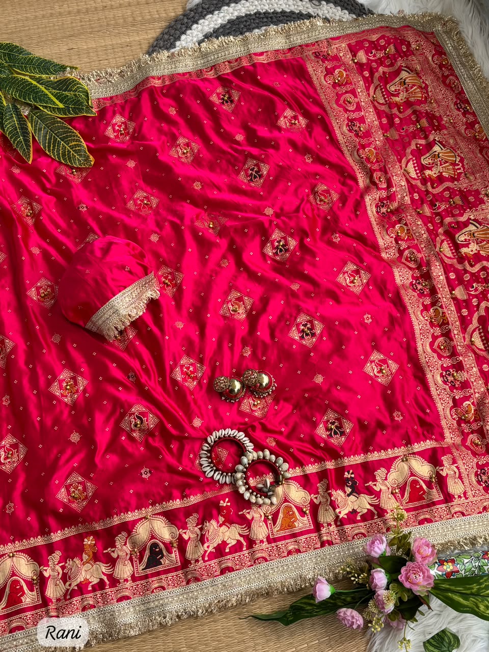 Regal Wedding Wear Banarasi Silk Heavy Border Fancy Saree With Elegant Blouse Piece