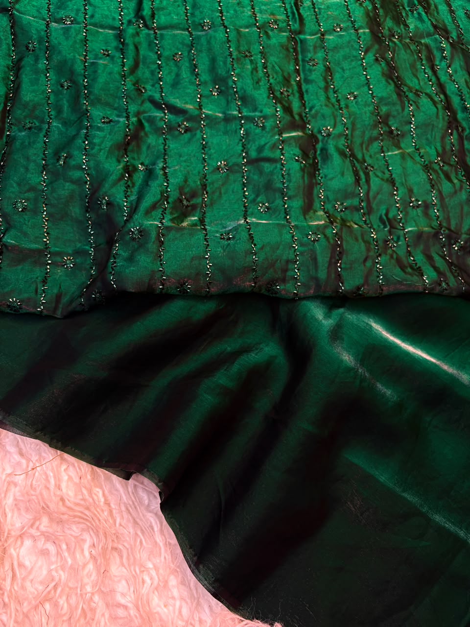 Glamorous Party Wear Silk Embroidery n Thread Work Fancy Saree With Blouse Piece