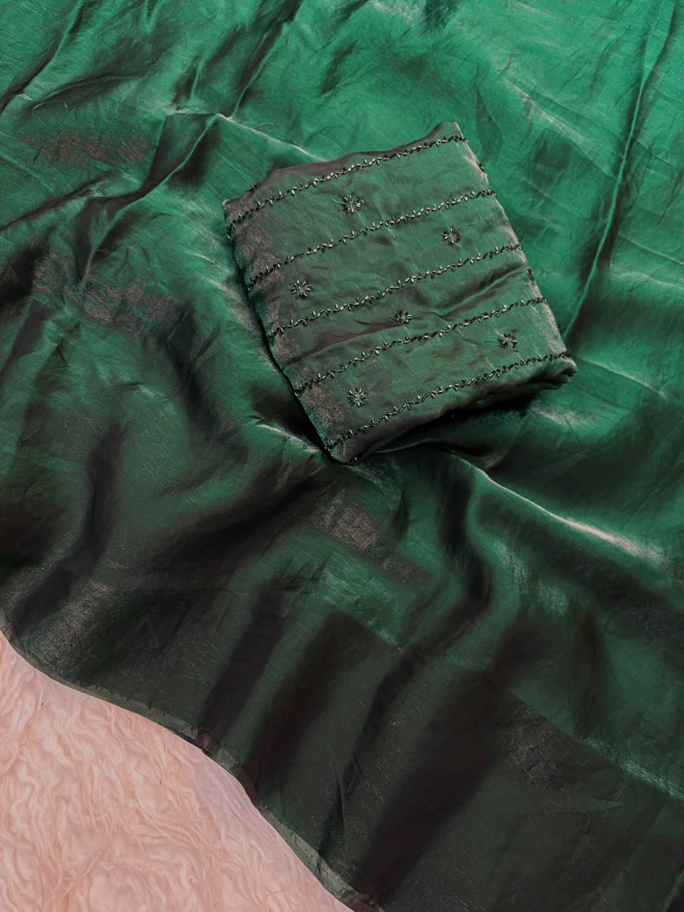 Glamorous Party Wear Silk Embroidery n Thread Work Fancy Saree With Blouse Piece